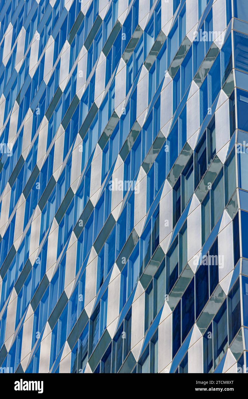 Dazzling dual identity: Tower 46 on Little Brazil (W 46th Street), International Gem Tower on Diamond District (W 47th Street) side. Stock Photo