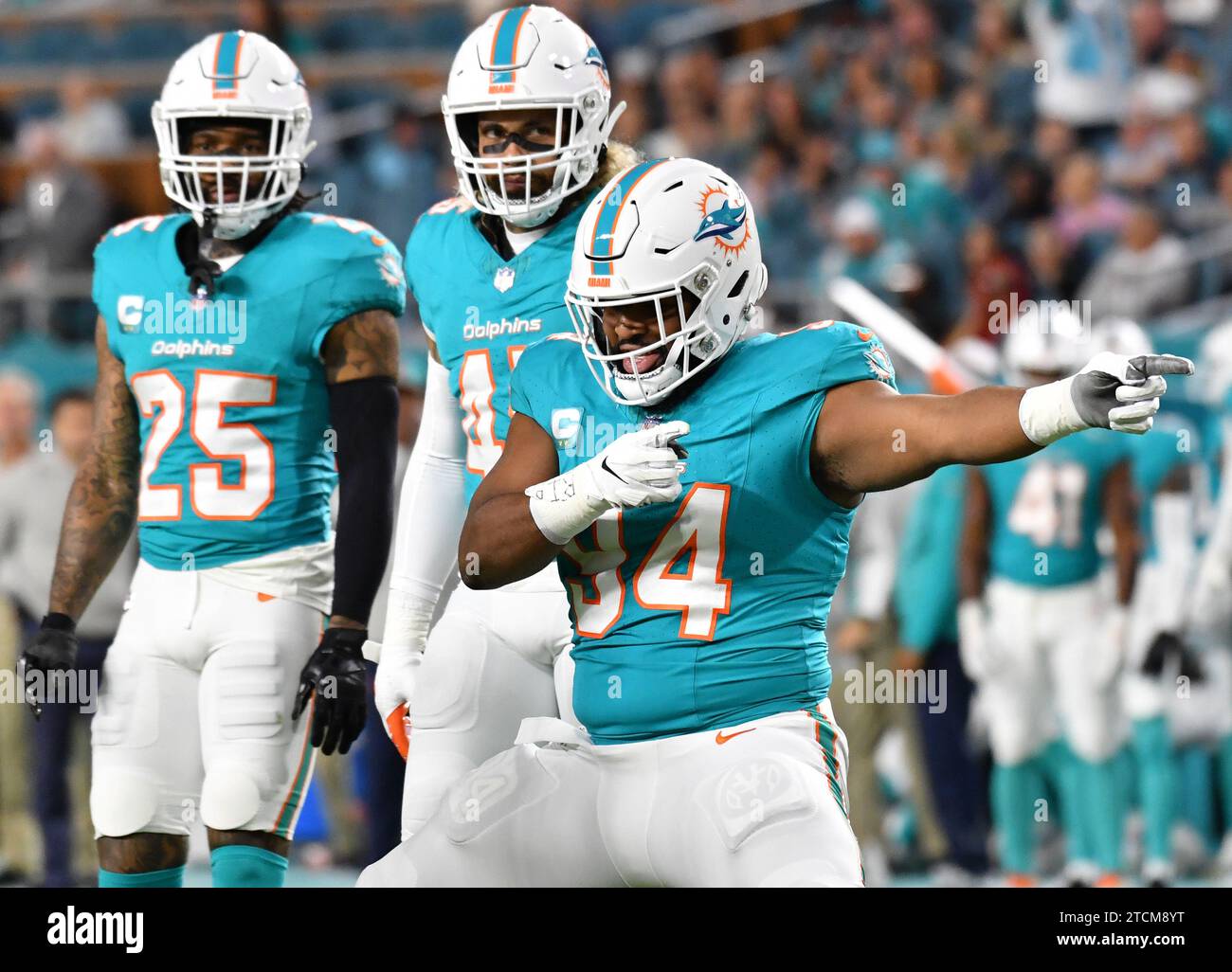 Christian Wilkins Dolphins Jersey Women T shirt discount
