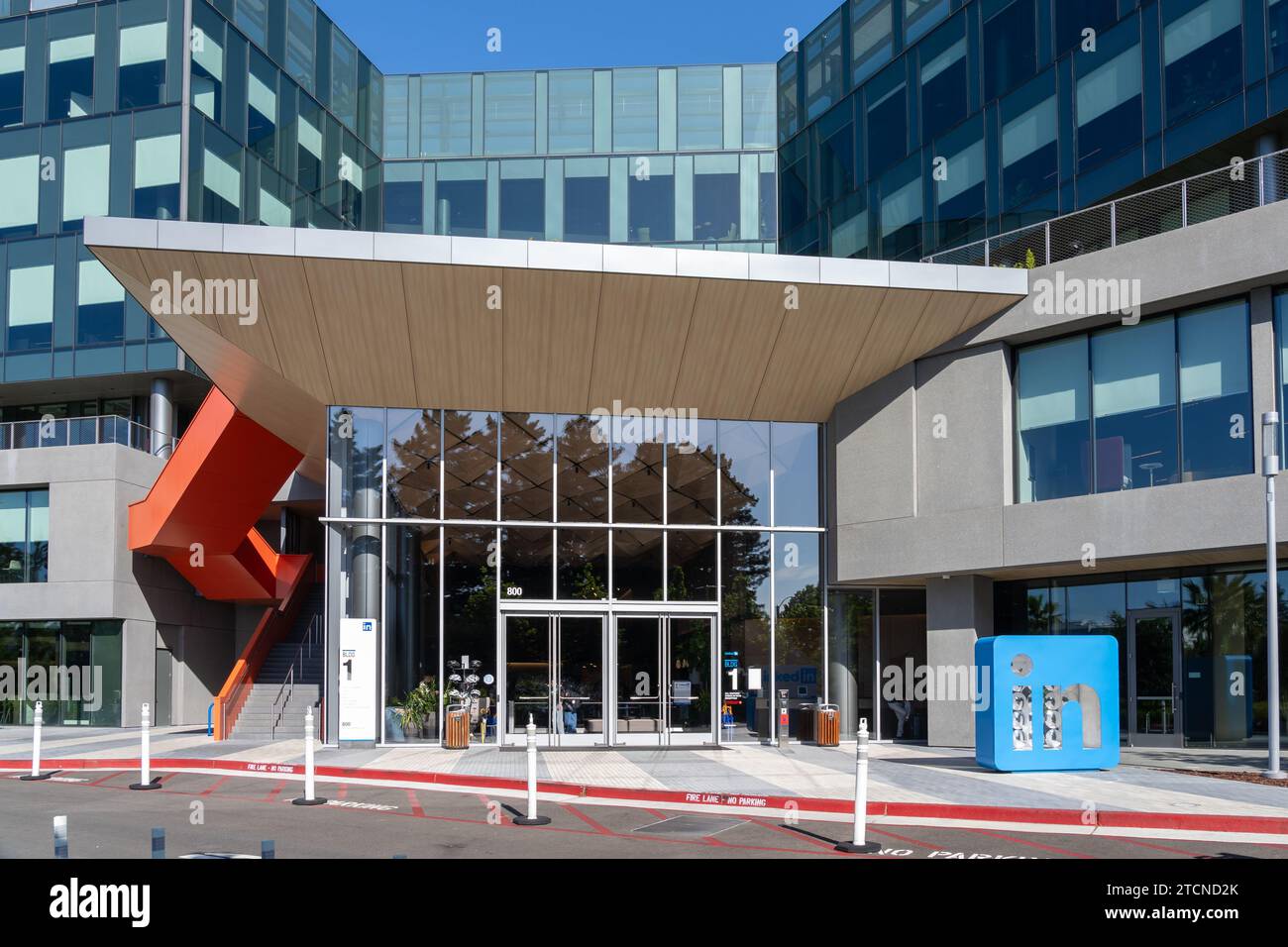 LinkedIn headquarters at South Bay Campus in Mountain View, California, USA Stock Photo Alamy
