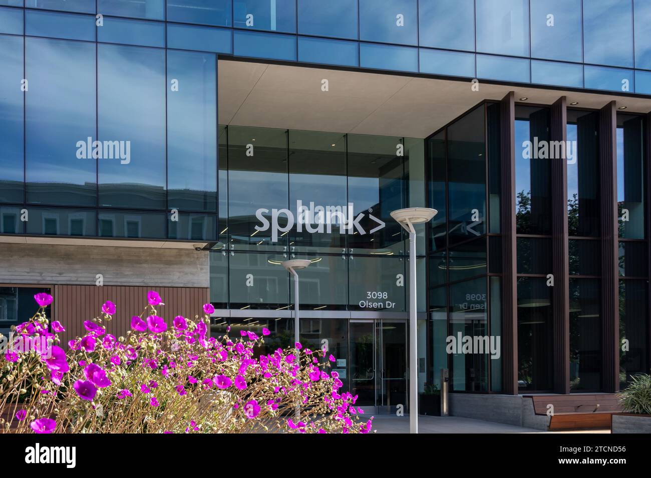 SkuVault office