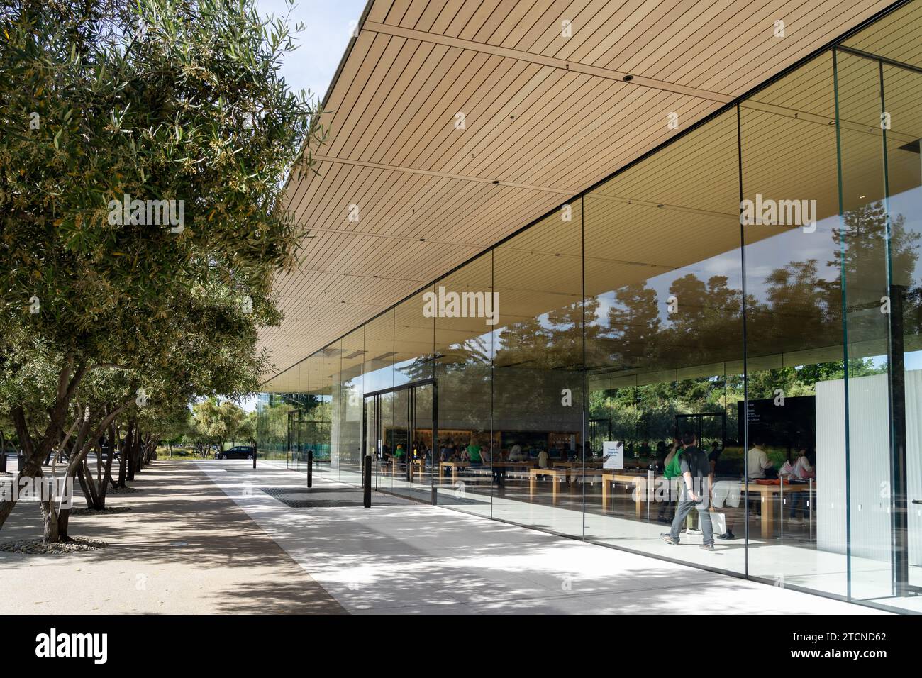 Apple Park Visitor Center in Cupertino, California, USA Stock Photo