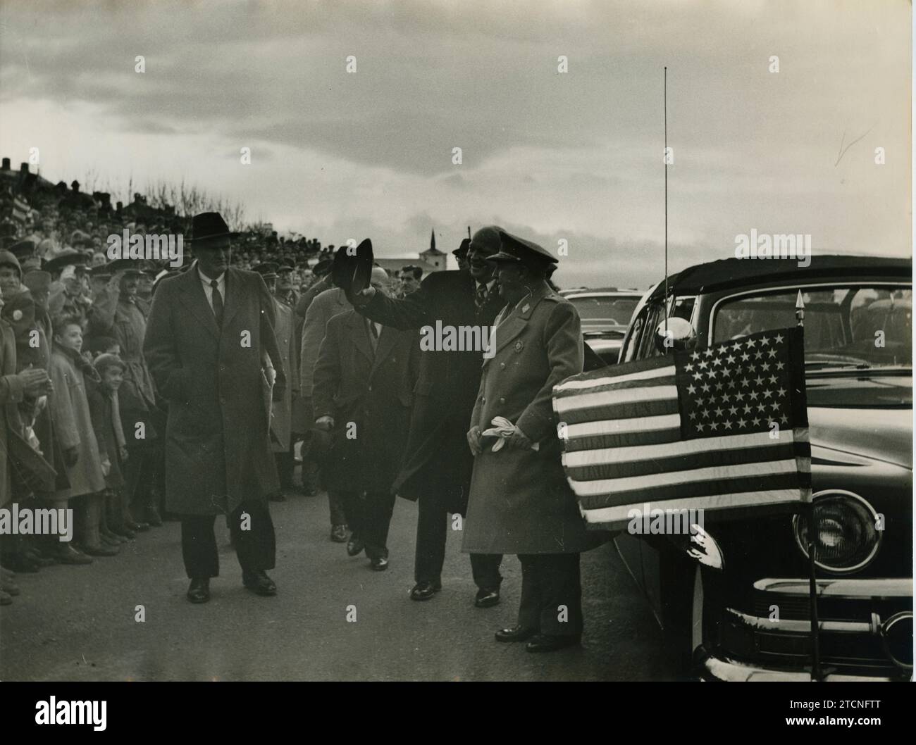 Torrejón de Ardoz (Madrid), 12/21/1959. Ike Eisenhower, then president of the United States, arrived in Madrid for a short visit to our country. Franco met him at the airport of the Torrejón de Ardoz joint base, at the foot of the plane steps, to welcome him. His visit meant, in fact, international acceptance of his regime. Credit: Album / Archivo ABC / Manuel Sanz Bermejo Stock Photo