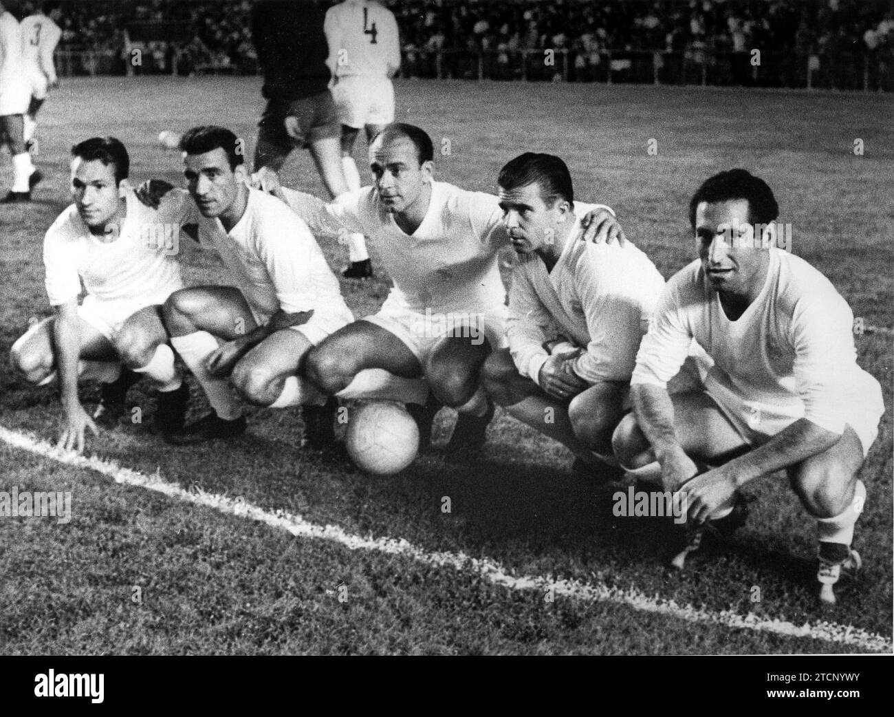 1958 (CA.) Luxury forward for Real Madrid, with Di Stéfano, Gento and Puskas. Credit: Album / Archivo ABC / Albero y Segovia Stock Photo