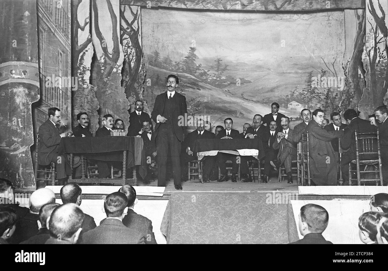 03/28/1914. Maurist Rally at the Eden lux theater in Madrid: appearance of the stage at the Moments when one of the Speakers was Delivering His Speech. Credit: Album / Archivo ABC / Ramón Alba Stock Photo