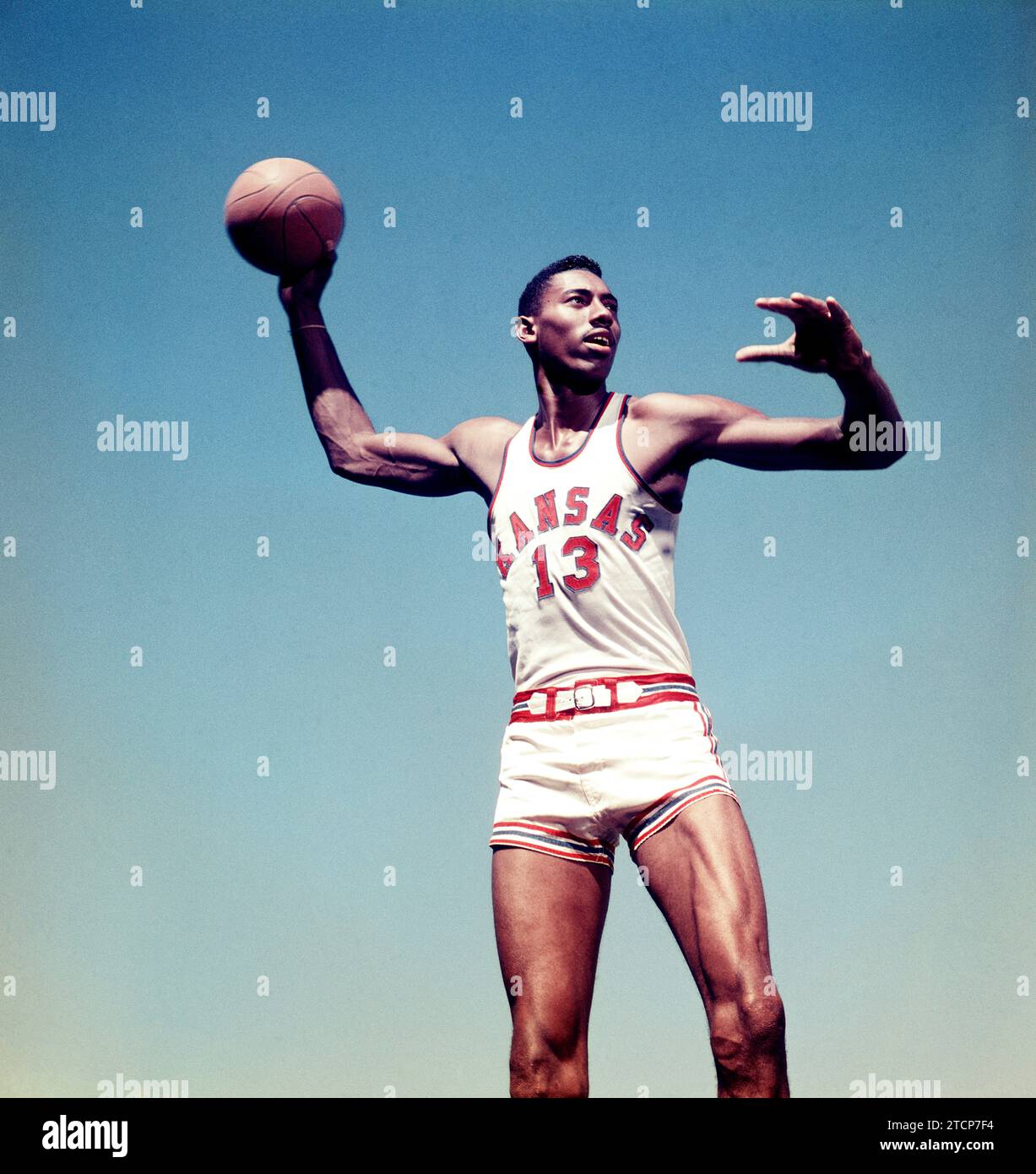 LAWRENCE, KS 1957 Wilt Chamberlain (19361999) 13 of the University