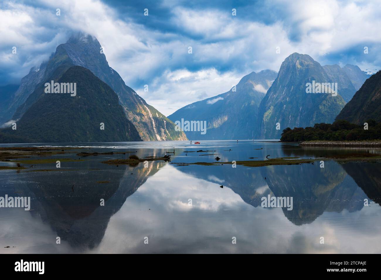 Milford Sound, Fiordland National Park, South Island, New Zealand Stock