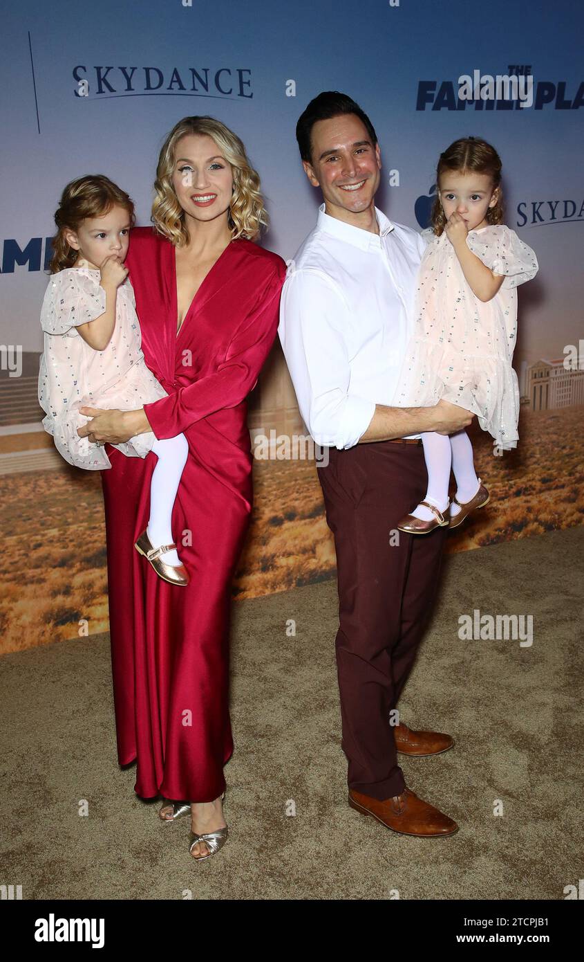 Las Vegas NV USA 13th Dec 2023 Iliana Norris Vienna Norris Red Las Vegas Nv Usa 13th Dec 2023 Iliana Norris Vienna Norris Red Carpet World Premiere Of The Apple Original Film The Family Plan At The Chelsea At The Cosmopolitan Of Las Vegas Credit Mjtadmedianewscomalamy Live News 2TCPJB1