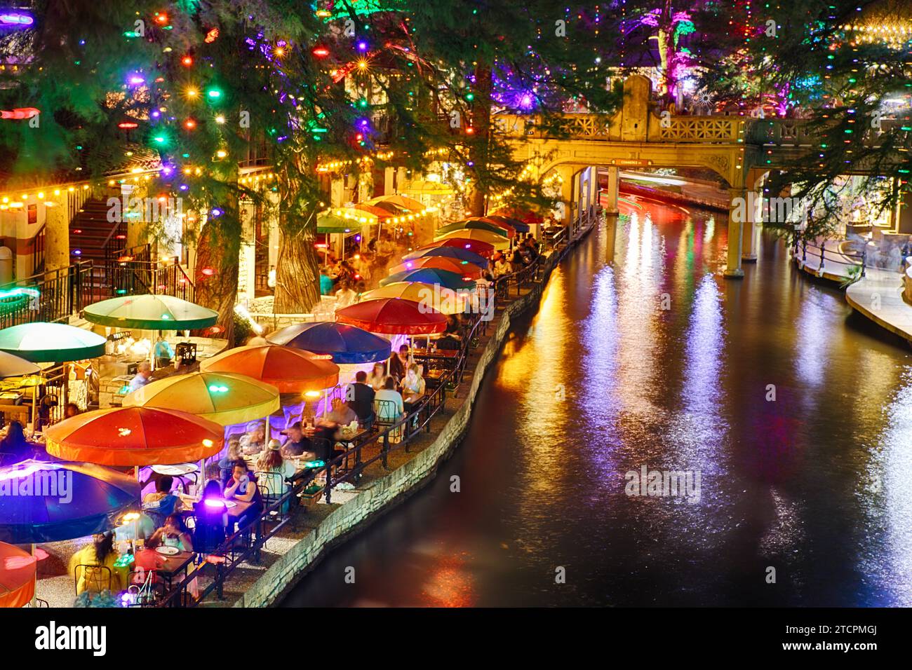 Riverwalk at Night at Café Rio, San Antonio, Texas, USA Stock Photo