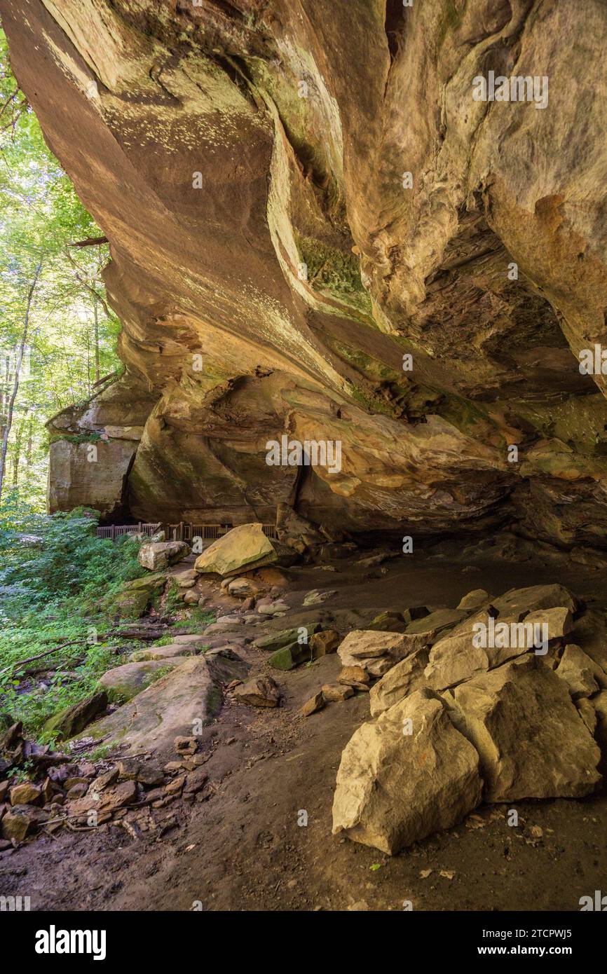 Rock House at Wayne National Forest in Ohio, USA Stock Photo Alamy
