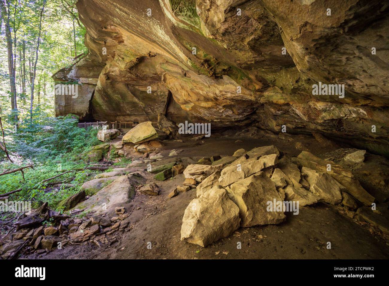 Rock House at Wayne National Forest in Ohio, USA Stock Photo Alamy