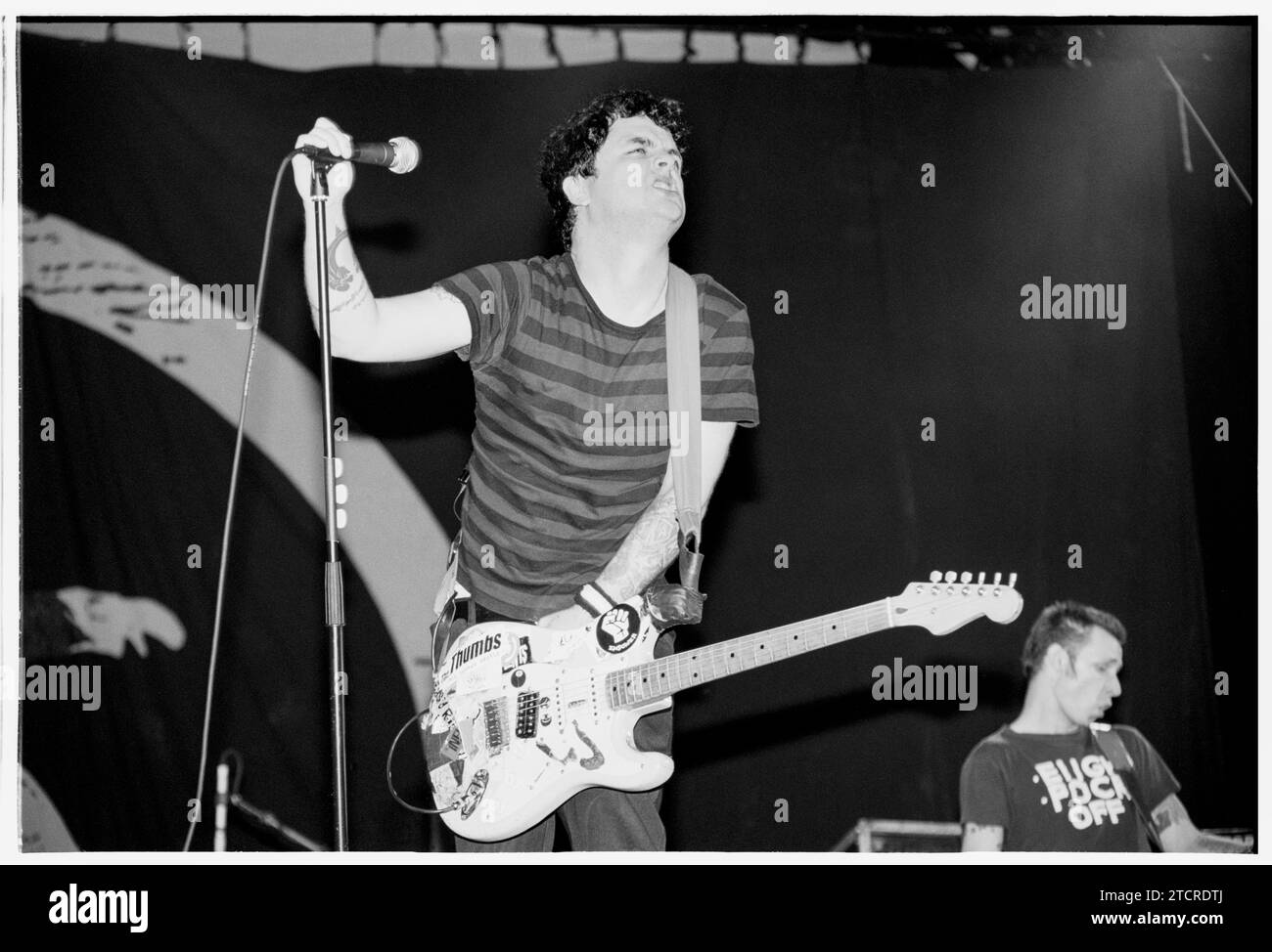 Green day band 2001 hi-res stock photography and images - Alamy