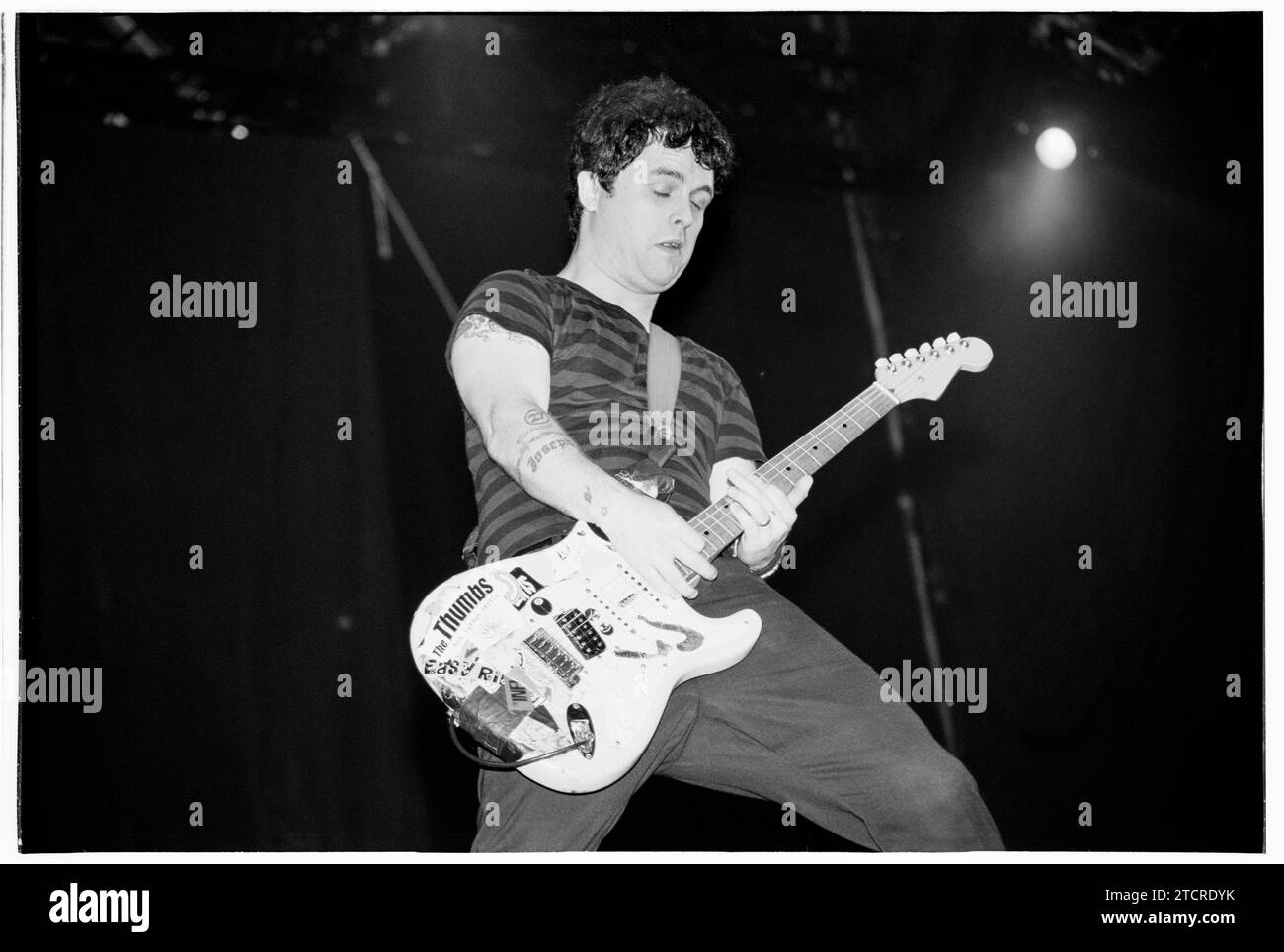BILLIE JOE ARMSTRONG, GREEN DAY, READING FESTIVAL, 2001: Billie Joe  Armstrong of American punk rock band Green Day plays the Main Stage at  Reading Festival, Reading, England on 24 August 2001. The