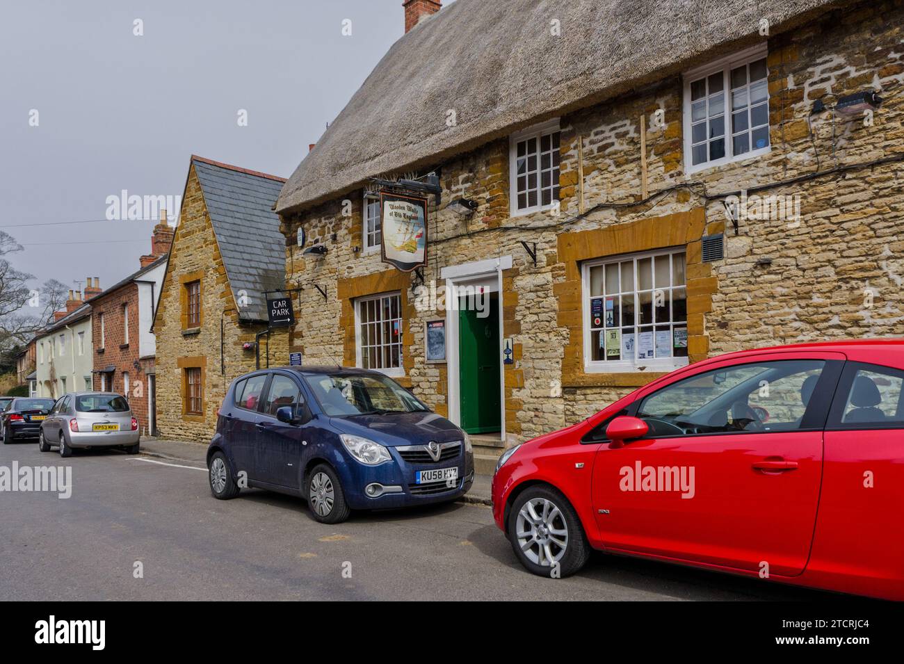 The Wooden Walls of Old England, a thatch and stone built pub dating