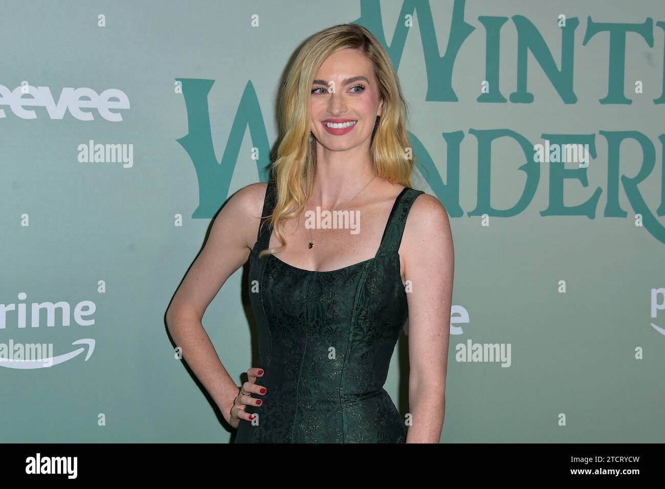 Allegra Edwards bei der Amazon Freevee und Prime Video Winter Wonderland  Holiday Party in den Amazon MGM Studios. Culver City, 13.12.2023 Stock  Photo - Alamy