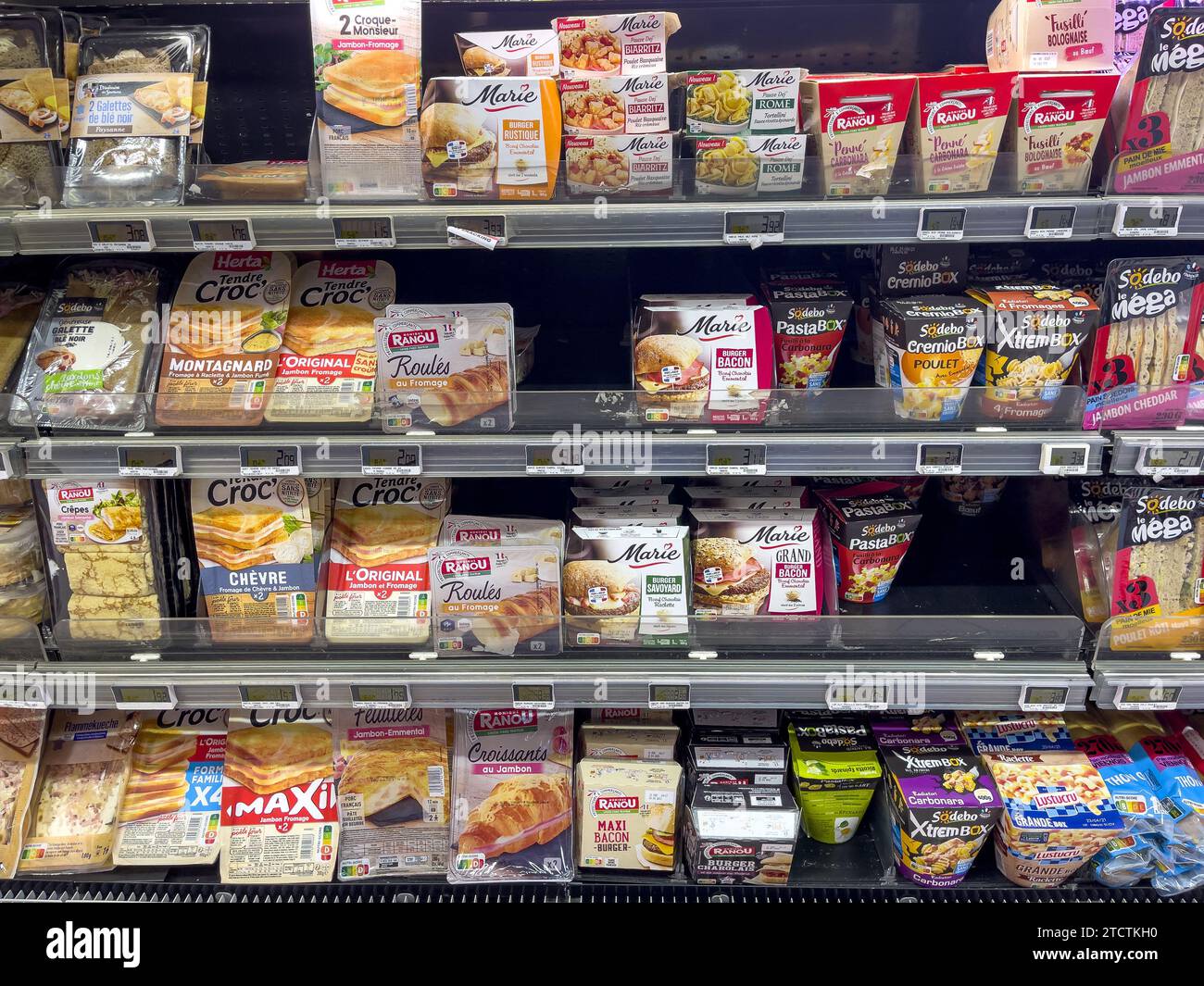 Ready-made dishes sold in plastic containers in a supermarket, Paris, France Stock Photo