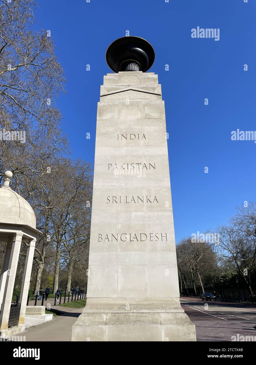 Memorial Gates, Hyde Park Corner end of Constitution Hill in London. War memorial commemorating the soldiers of the Indian subcontinent who served for Stock Photo
