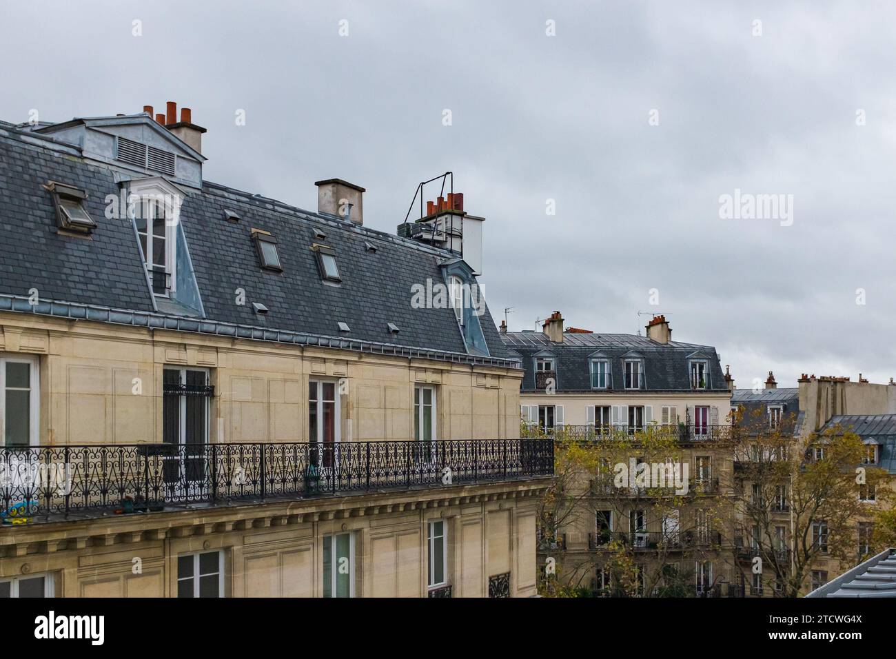 Paris, France. Typical Haussmannian apartment buildings in Paris Stock ...