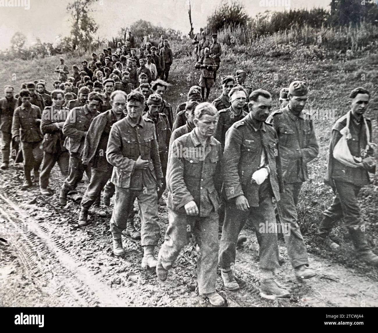 BATTLE OF HEILIGENBEIL  January-March 1945. Russian photo of some of the 7000 German soldiers taken prisoner. Photo:SIB/G.Belyanin Stock Photo