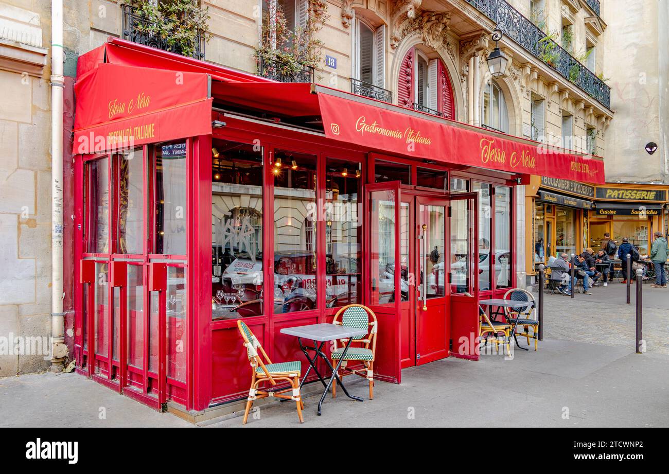 Terra Nera, an Italian restaurant on Rue des Fosses Saint Jacques, used in the TV series Emily