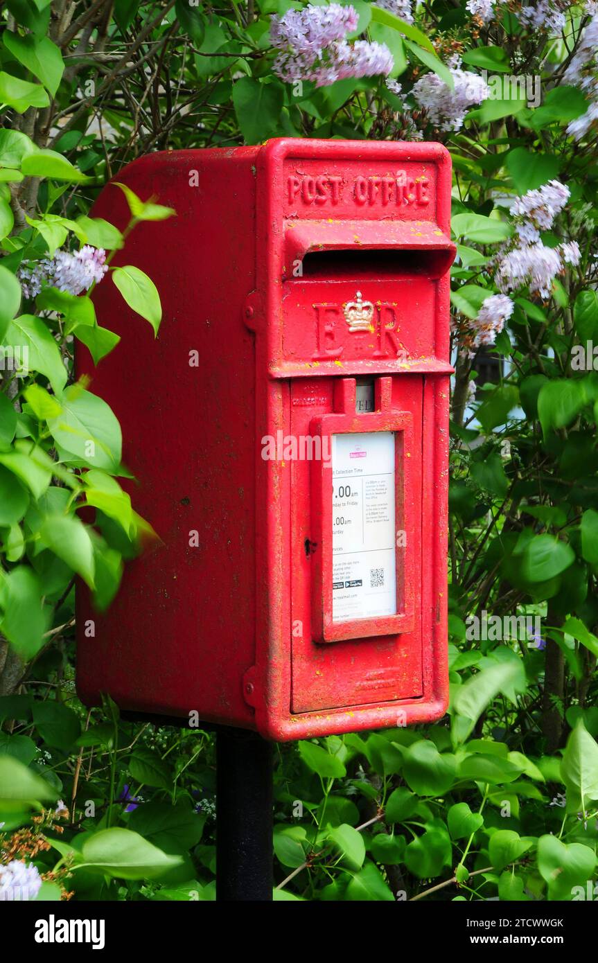 Royal Mail postbox in the village of Askerswell in west Dorset, UK Stock Photo