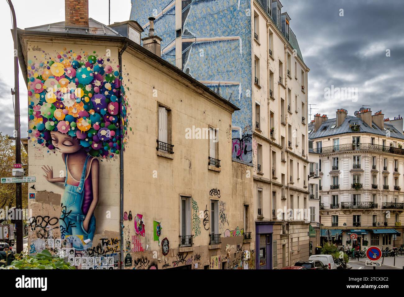 Quai de valmy street art hi-res stock photography and images - Alamy