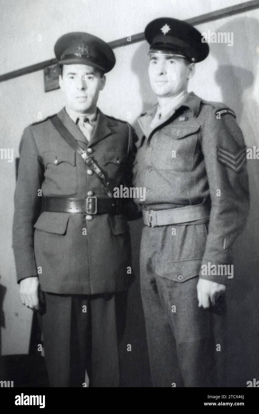 A British army General Service Corps Officer with an Irish Guards sergeant, taken in Germany, c. 1945-1946. Stock Photo