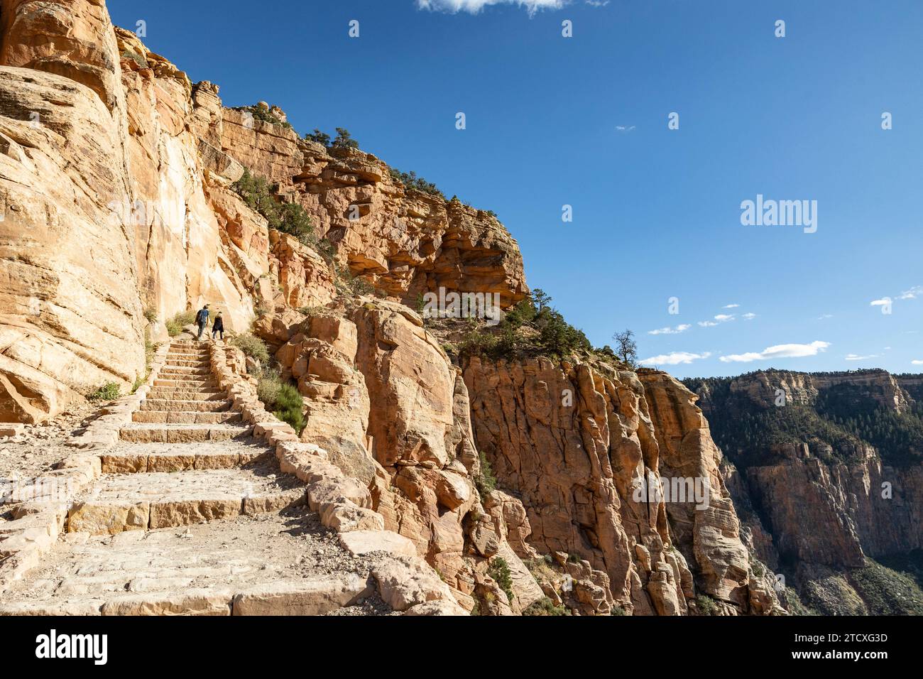 South Kaibab Trail ascent from Ooh Aah Point back to Kaibab Rim, Grand Canyon, AZ, USA Stock Photo