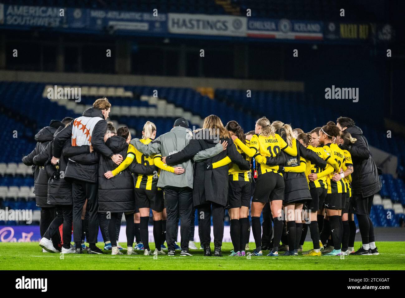 London, UK. 14th Dec, 2023. 231214 Players and staff of Häcken gather after the UEFA Women's