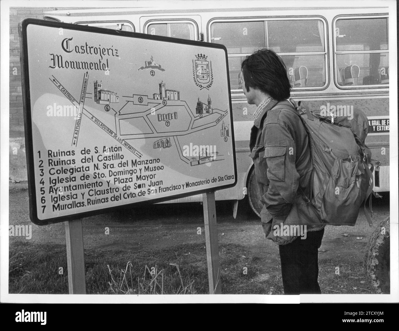 Animated Thoughts Black And White Stock Photos Images Alamy animated-thoughts-black-and-white-stock-photos-images-alamy