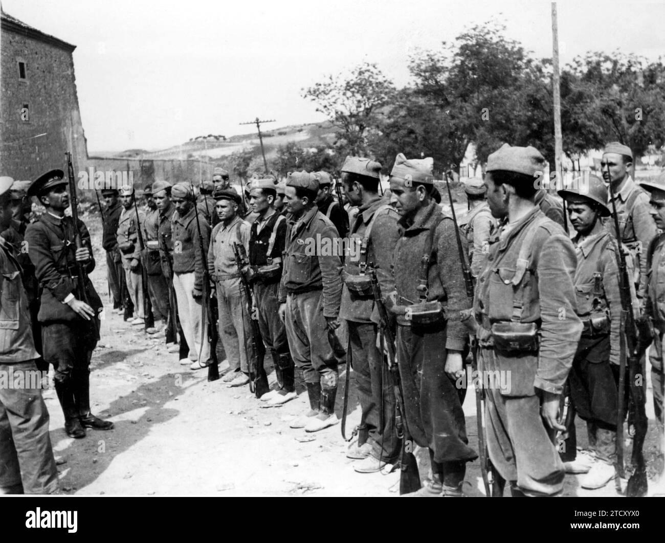 06/19/1937. The Reserves of the Popular Army. A moment of the ...