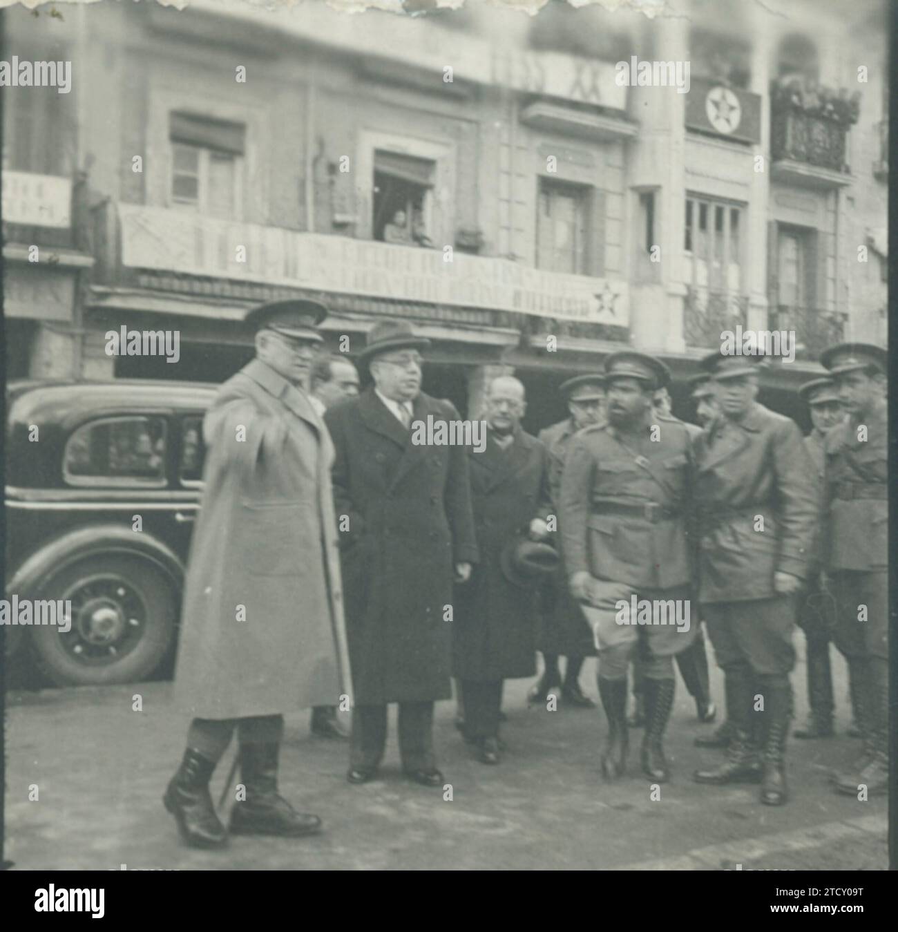 Alcalá de Henares (Madrid), November 1937. Juan Negrín, Manuel Azaña, the Campesino and General Miaja in Alcalá de Henares. Credit: Album / Archivo ABC Stock Photo