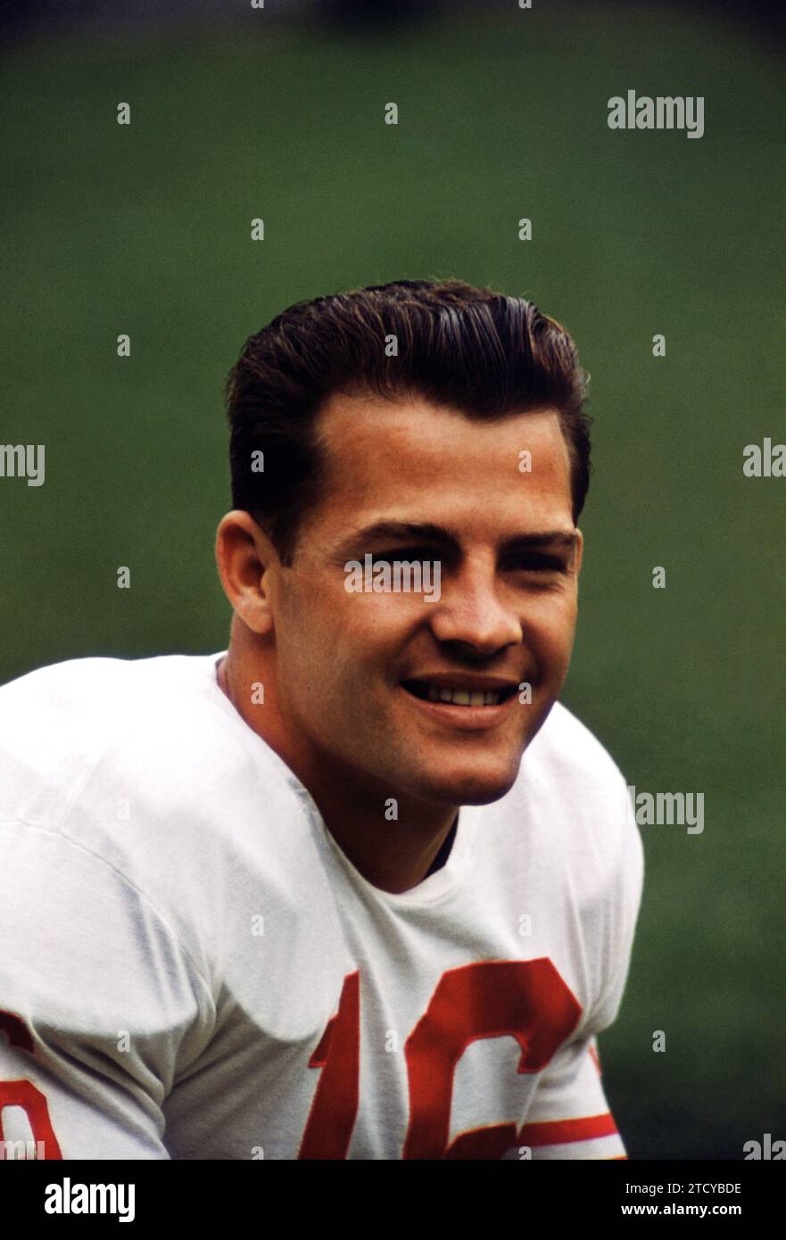 BRONX, NY OCTOBER 20 Frank Gifford 16 of the New York Giants poses