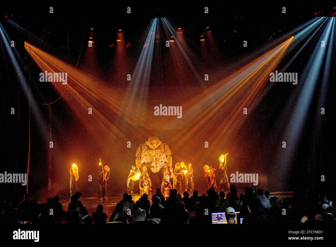 Slient Puppet Papermoon puppet theater hi-res stock photography and images - Alamy