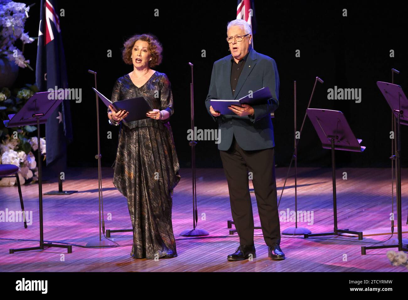 Cheryl Barker and Peter Coleman-Wright perform during the State Memorial Service for Australian comedian and actor Barry Humphries at the Sydney Opera House in Sydney, Friday, December 15, 2023. A State Memorial Service for Barry Humphries will recognise the late entertainers contribution to Australian arts and entertainment. AAP Image/Pool, David Gray NO ARCHIVING SYDNEY NSW AUSTRALIA *** Cheryl Barker and Peter Coleman Wright perform during the State Memorial Service for Australian comedian and actor Barry Humphries at the Sydney Opera House in Sydney, Friday, December 15, 2023 A State Memor Stock Photo