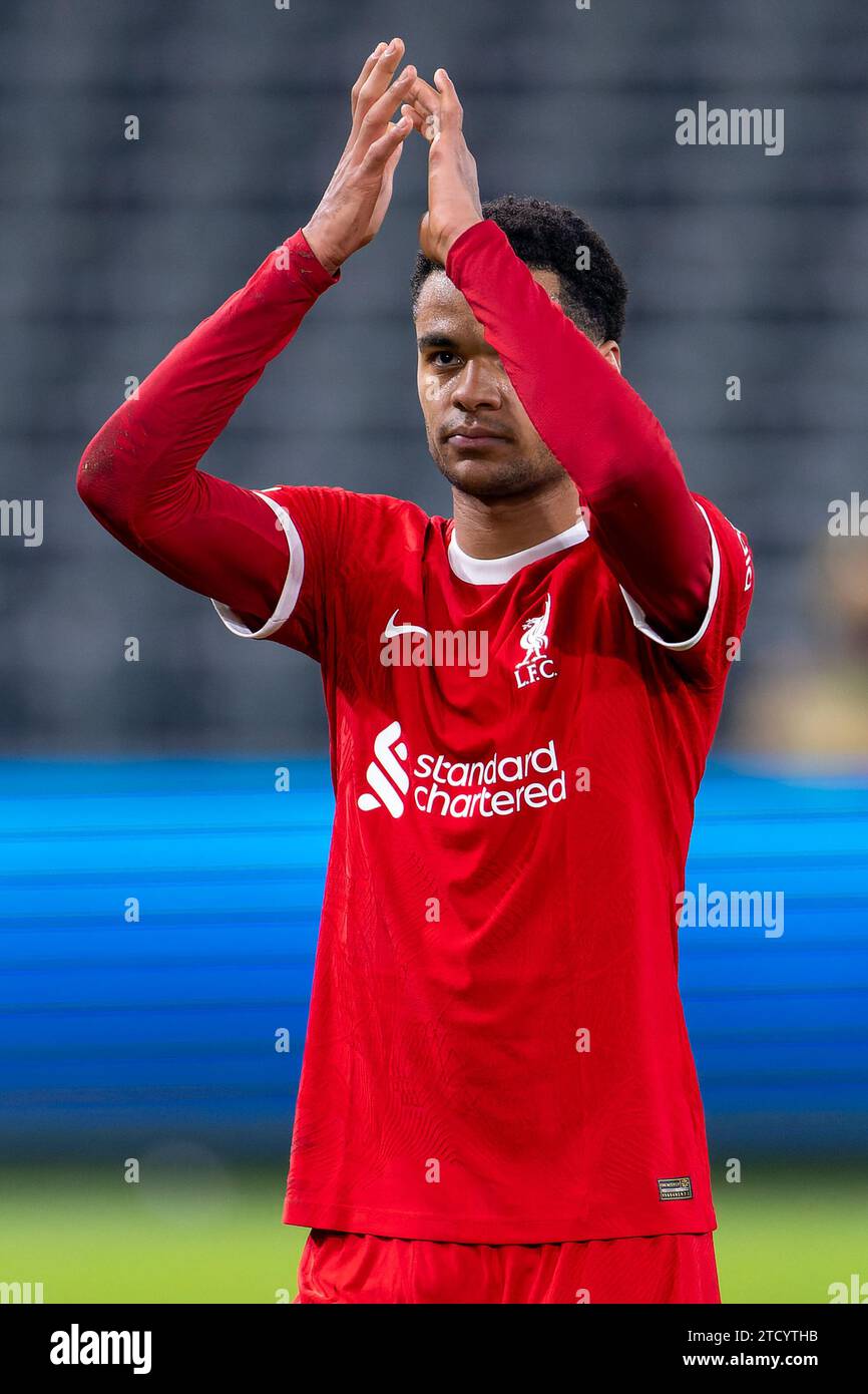 BRUSSELS, BELGIUM - DECEMBER 14: Cody Gakpo of Liverpool applauds for the fans during the UEFA Europa League Group E match between Royale Union Saint-Gilloise and Liverpool FC at the RSC Anderlecht Stadium on December 14, 2023 in Brussels, Belgium. (Photo by Joris Verwijst/BSR Agency) Credit: BSR Agency/Alamy Live News Stock Photo