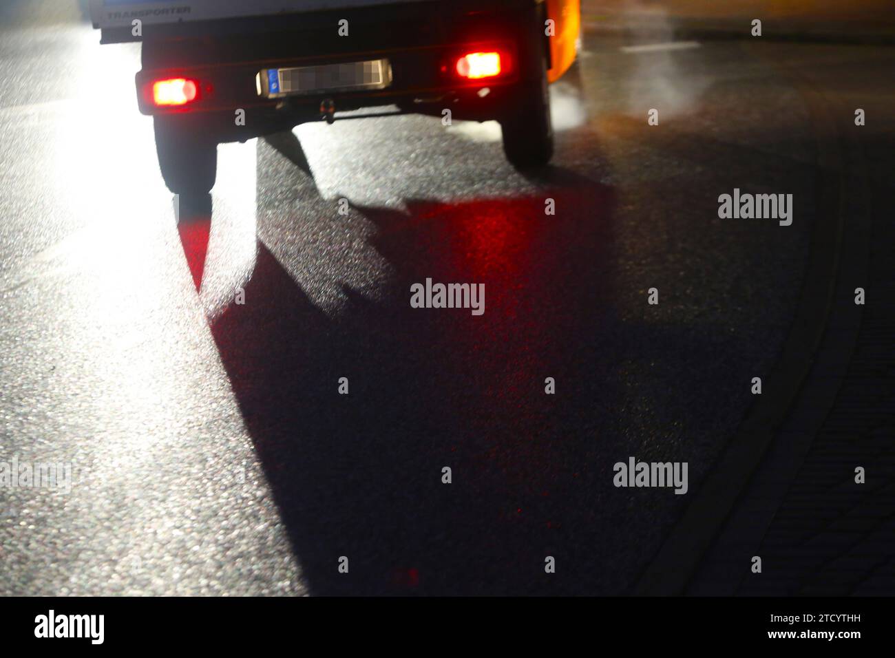 Erste hilfe kasten für autos -Fotos und -Bildmaterial in hoher Auflösung –  Alamy