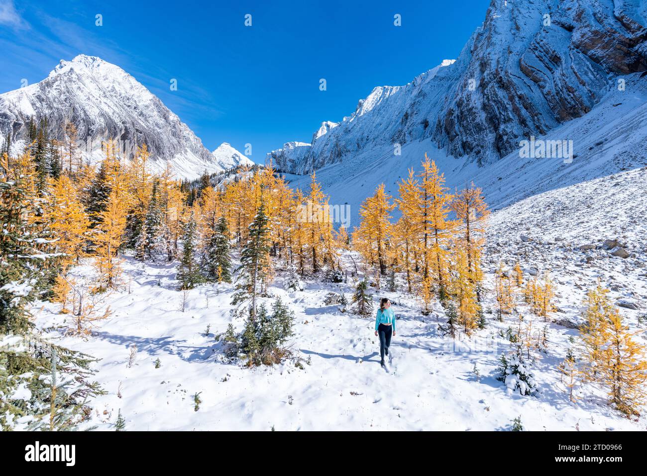 Stunning mountain hiking adventure hi-res stock photography and images ...