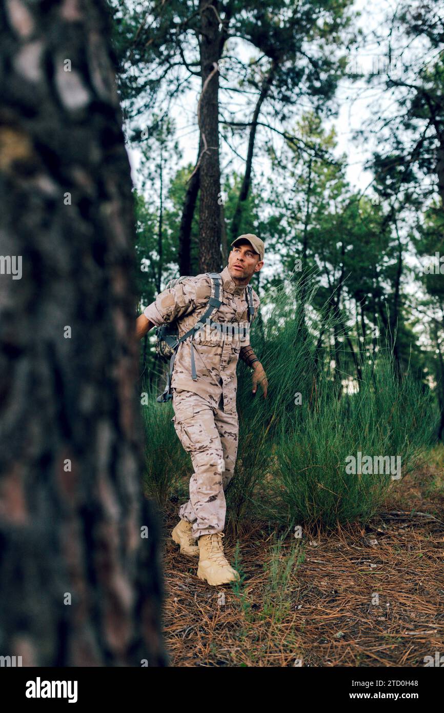 Soldier wearing camouflage hi-res stock photography and images - Alamy