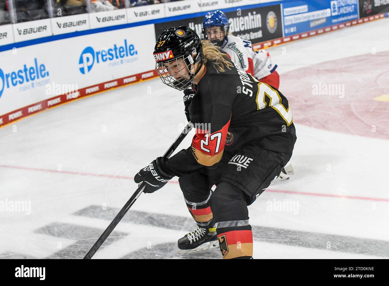 Heidi strompf hires stock photography and images Alamy