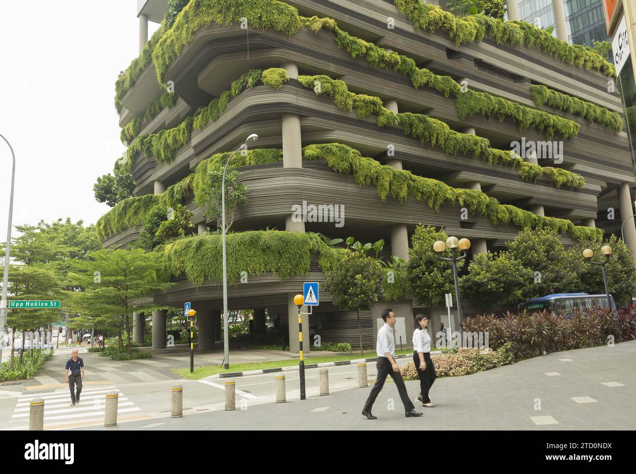 Tropical climate architecture hi-res stock photography and images - Alamy