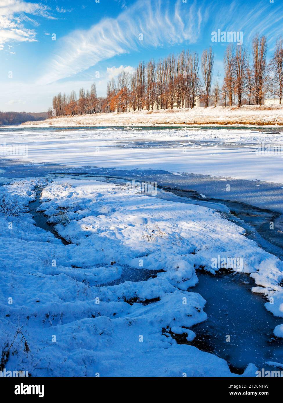 Winter urban landscape snow hi-res stock photography and images - Alamy