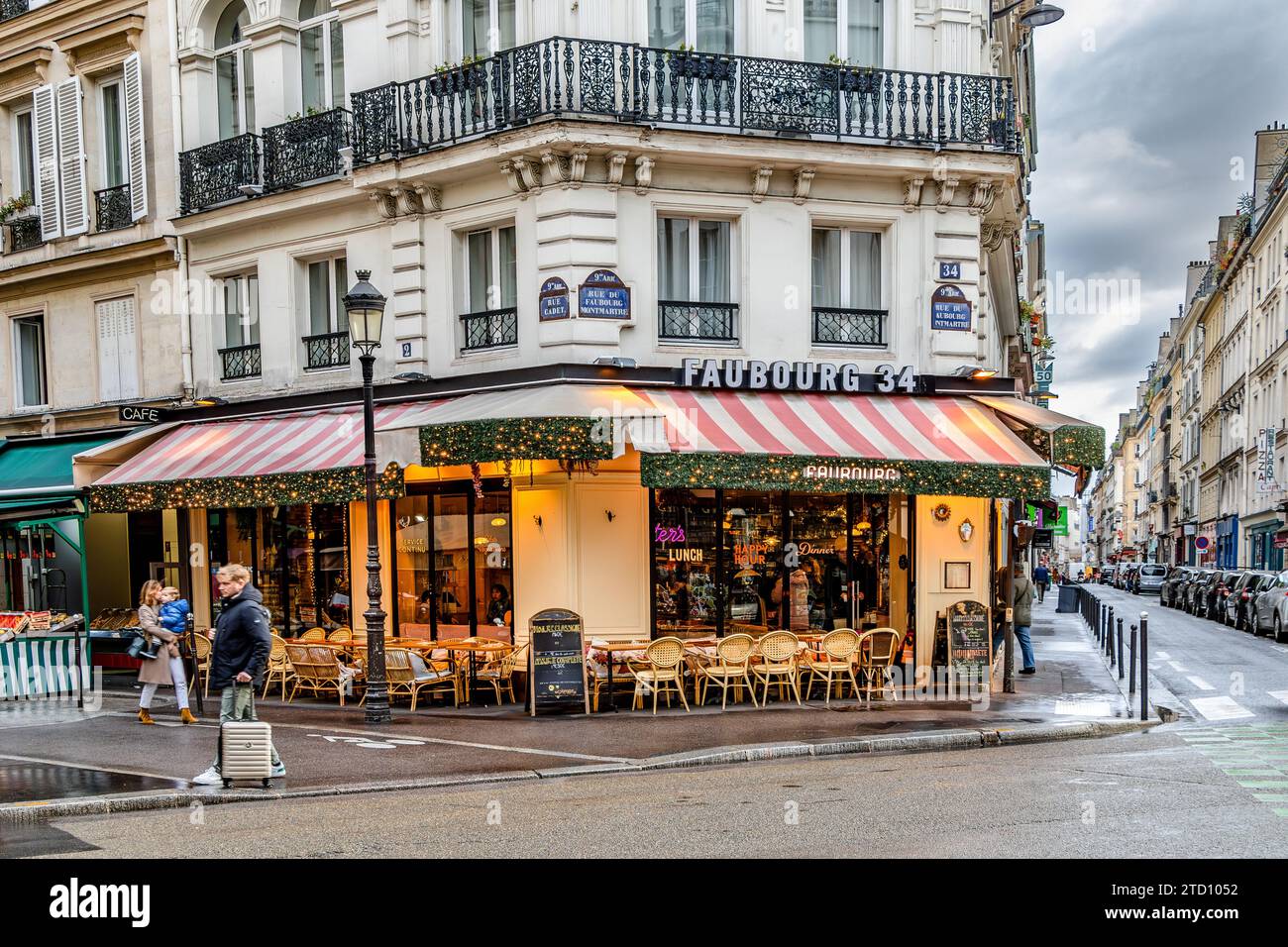 Faubourg 34 ,a trendy corner bistro on Rue du Faubourg Montmartre in the 9th arrondissement of Paris, France Stock Photo