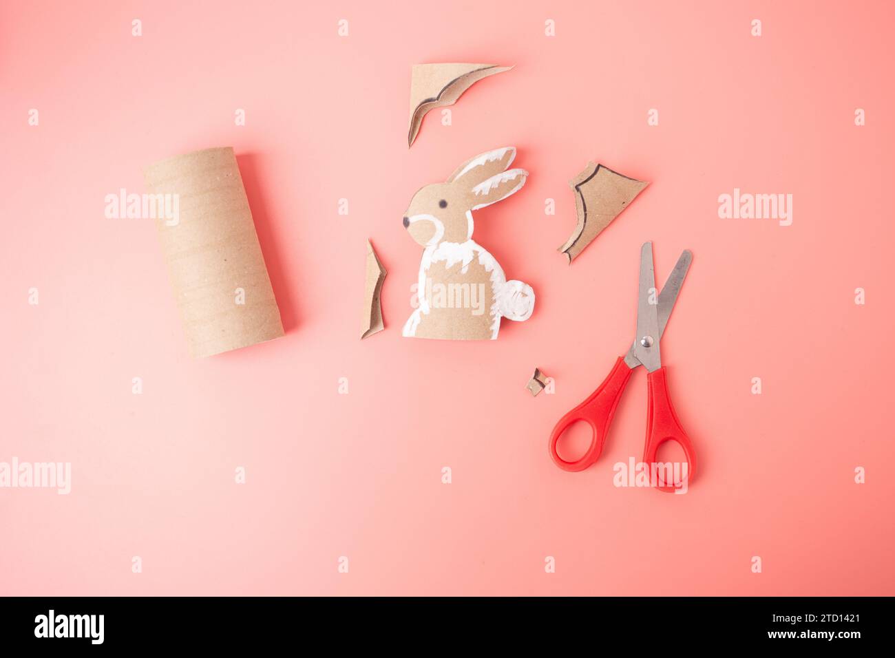 cut out paper rabbit animal tutorial, craft, DIY Stock Photo - Alamy
