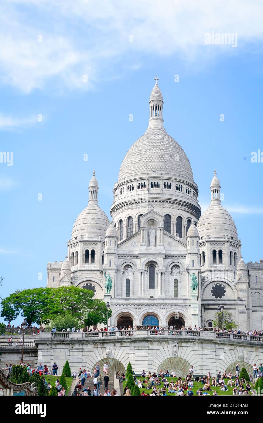 Montmartre funicular sacre coeur basilica hi-res stock photography