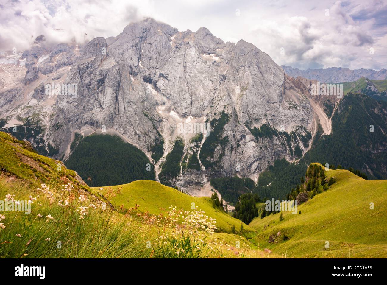 Dolomite alps in Italy, a scenic mountain landscape Stock Photo - Alamy