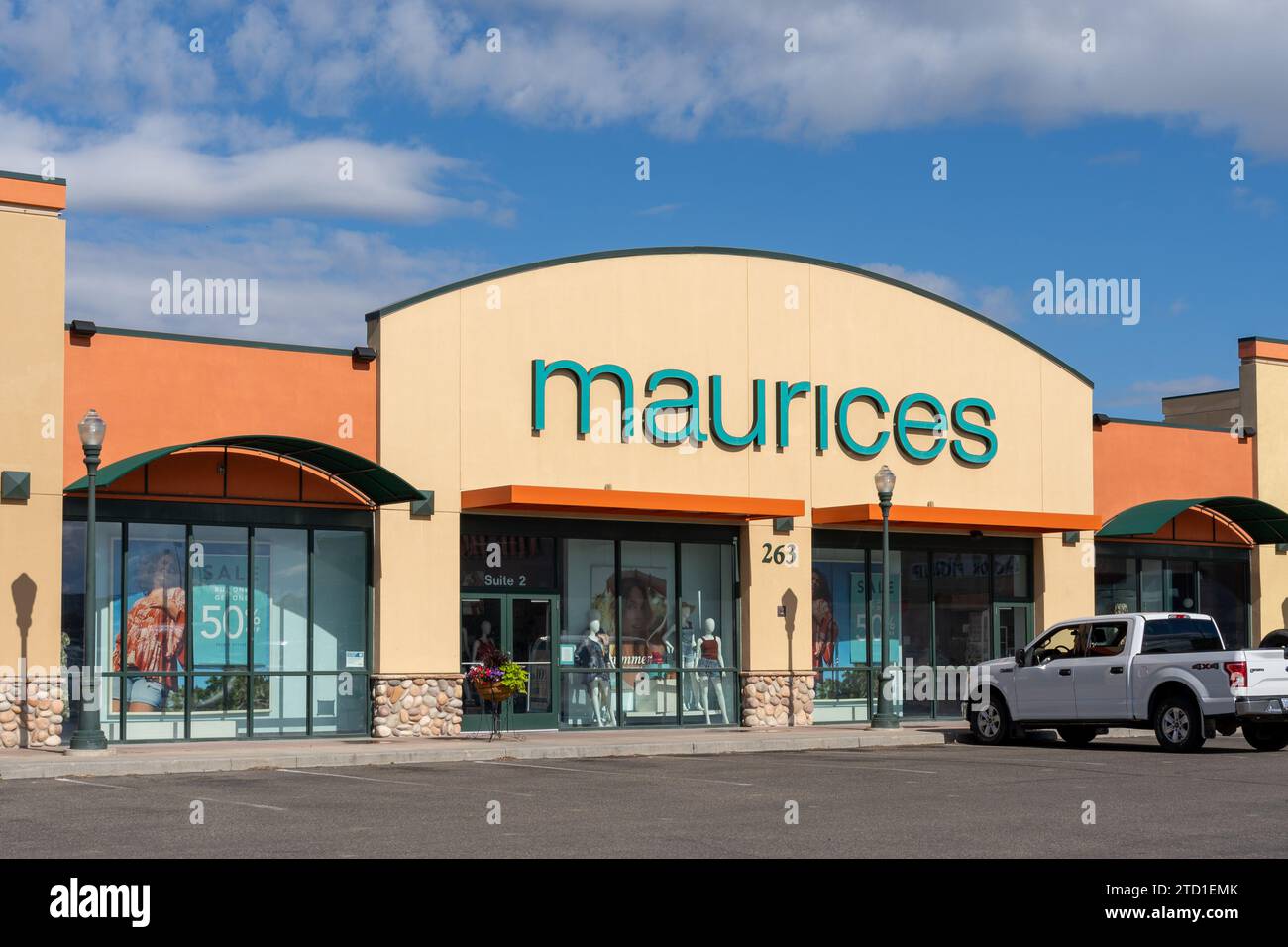 A Maurices store at Ontario Marketplace in Ontario, OR, United States Stock Photo