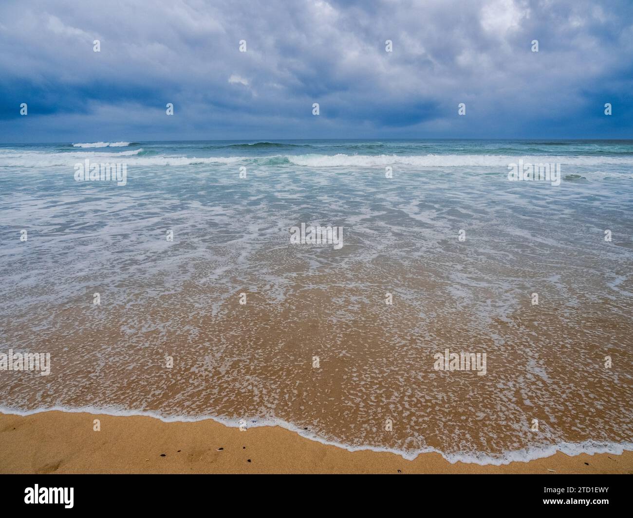 Waves on the beach of the Atlantic Ocean on the coast of Portugal Stock ...