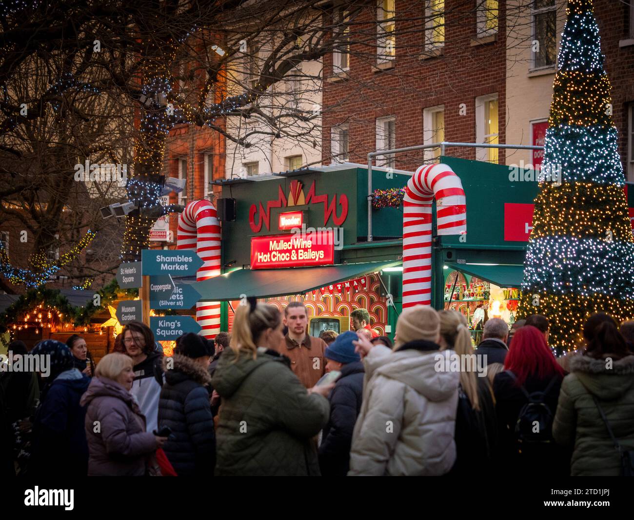 Mulled wine and hot chocolate stall at York St Nicholas Christmas Market 2023, York, North Yorkshire, UK Stock Photo