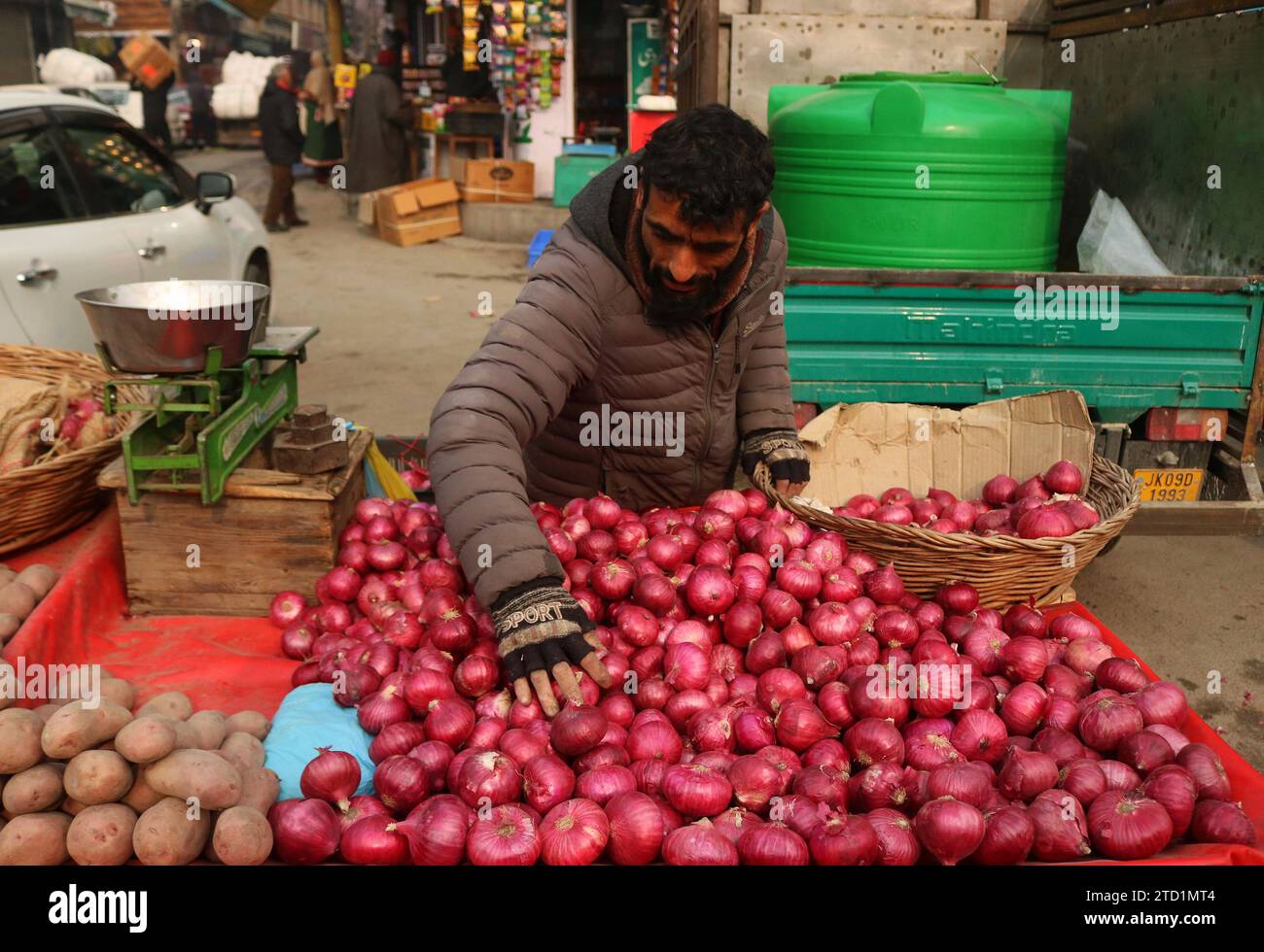 Rate per kg hires stock photography and images Alamy