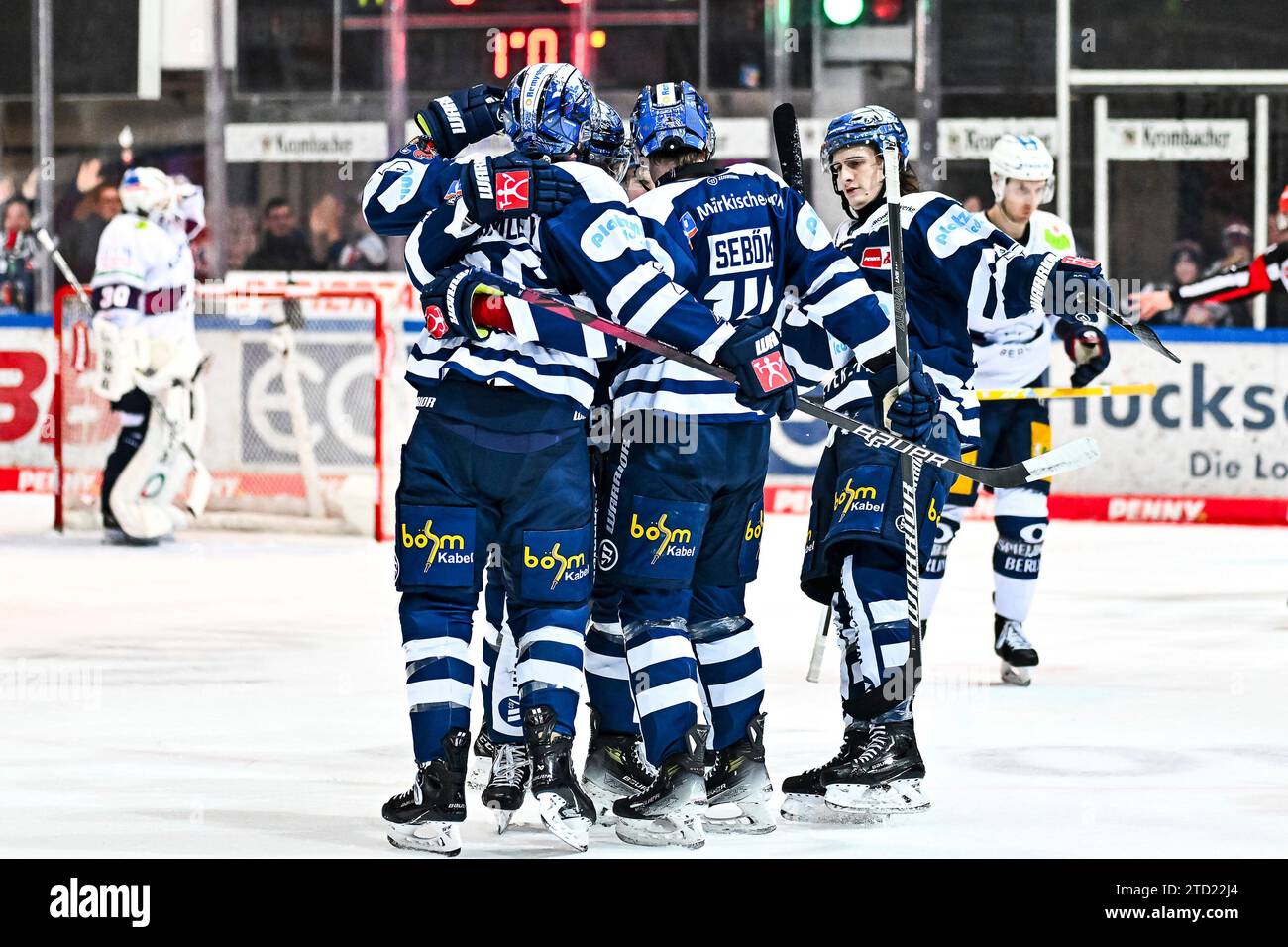 Torjubel Jubel Freude Balazs Sebok Iserlohn Roosters 14 Sven Torjubel Jubel Freude Balazs Sebok Iserlohn Roosters 14 Sven